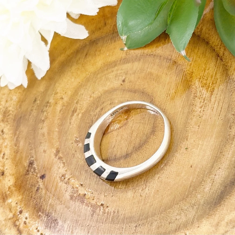 Sterling Silver 925 Vintage Ring Size 8 3/4 9 Black Onyx Inlay Southwest Estate